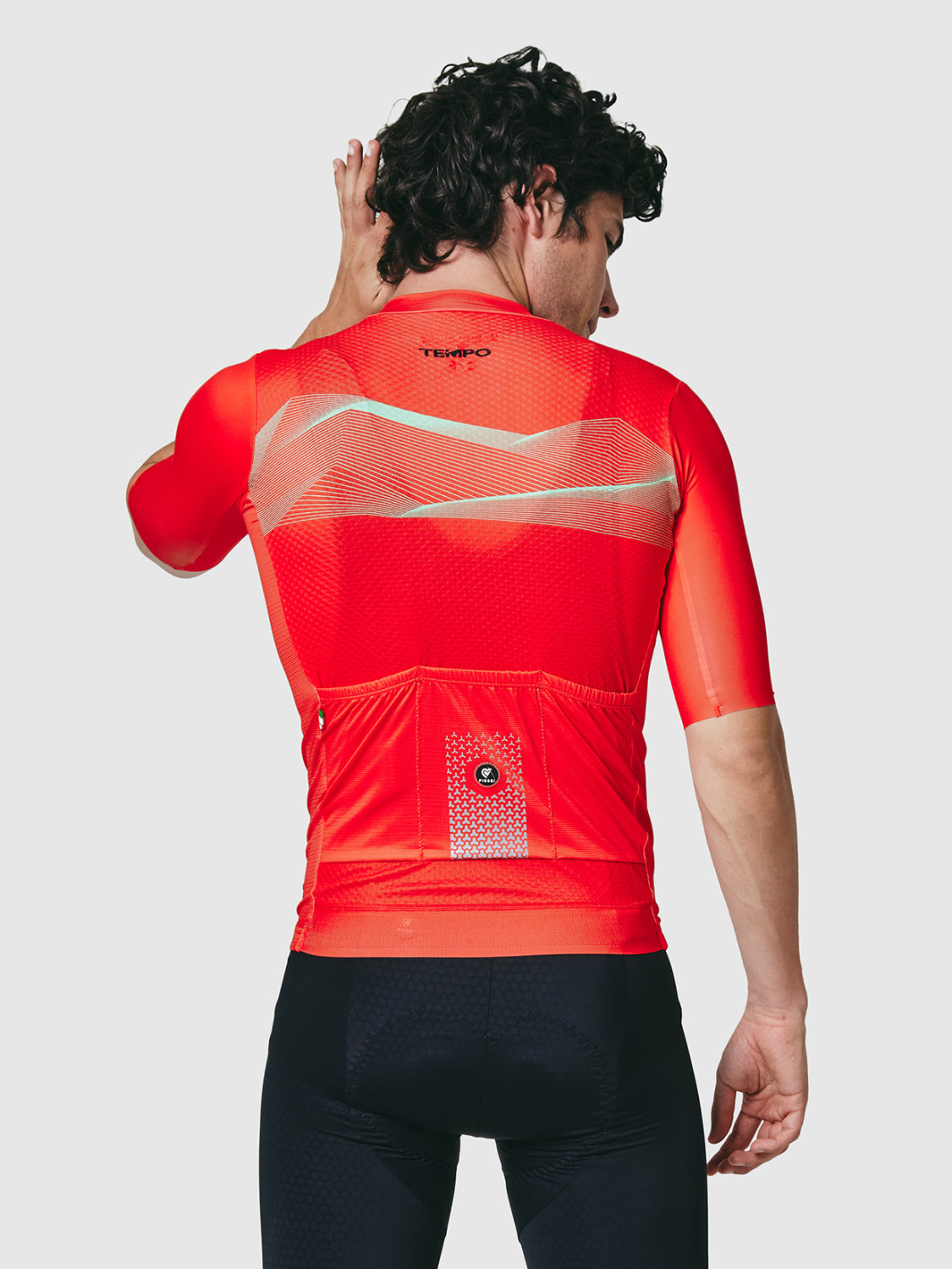 PISSEI: TEMPO SHORT SLEEVE JERSEY