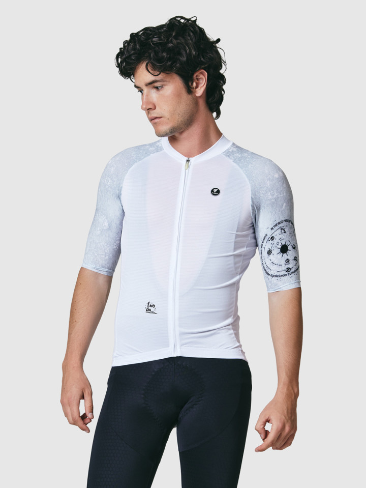 PISSEI: TEMPO SHORT SLEEVE JERSEY